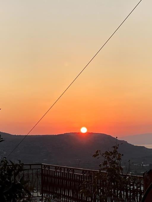 Villa Kamari- Stunning Views Критца Экстерьер фото