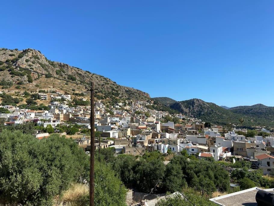 Villa Kamari- Stunning Views Критца Экстерьер фото