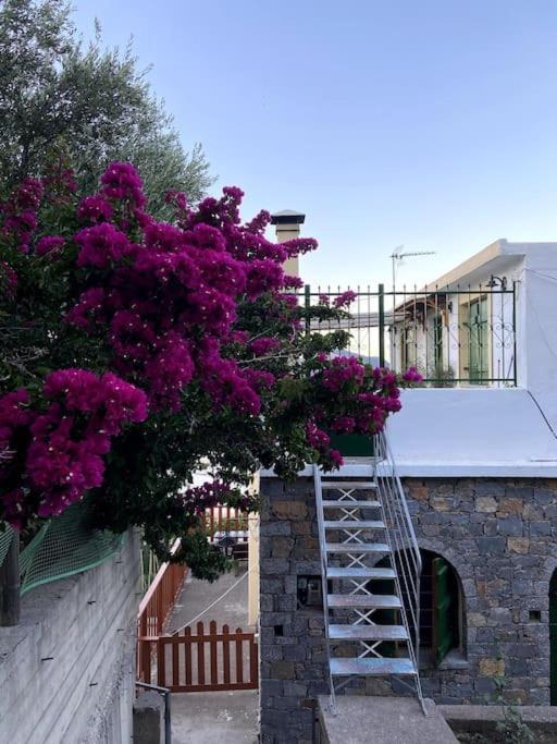 Villa Kamari- Stunning Views Критца Экстерьер фото