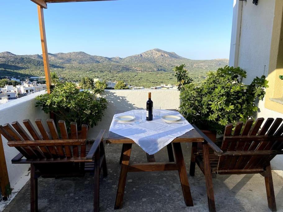 Villa Kamari- Stunning Views Критца Экстерьер фото