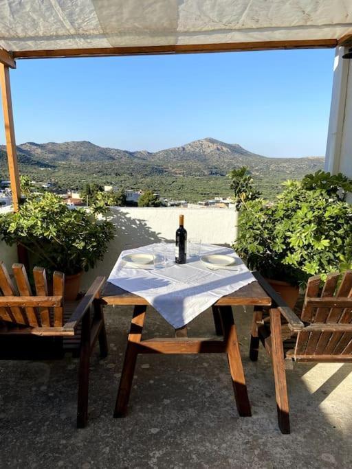 Villa Kamari- Stunning Views Критца Экстерьер фото